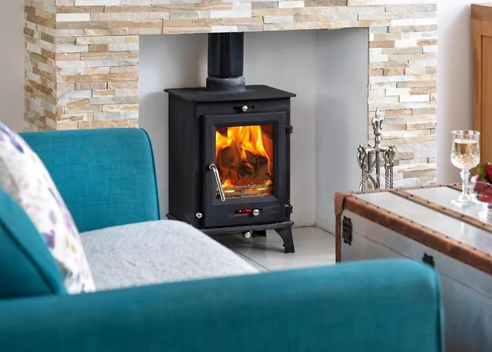 Stunning 1-Bed Cottage Near Carlisle With Hot Tub